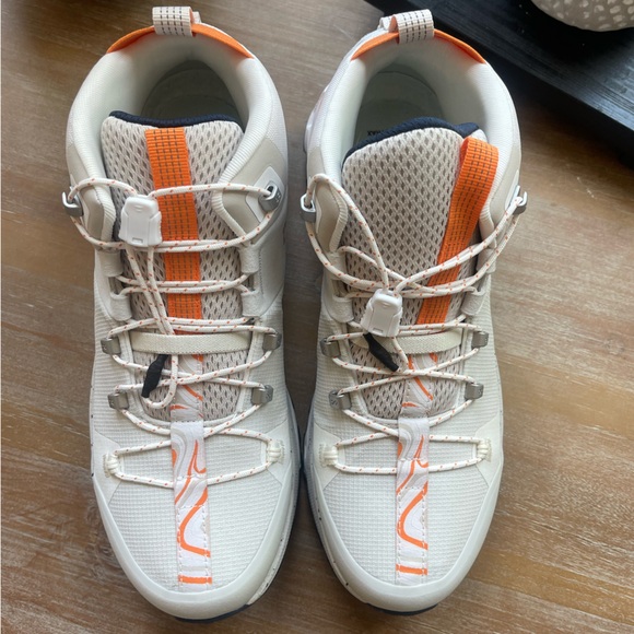 On Cloudtrax Water Repellent Hiking Boots/Shoe | Frost White - Picture 6 of 8